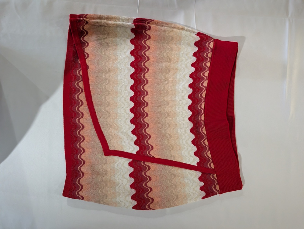 Missoni for Target red and beige zigzag mini skirt, size S